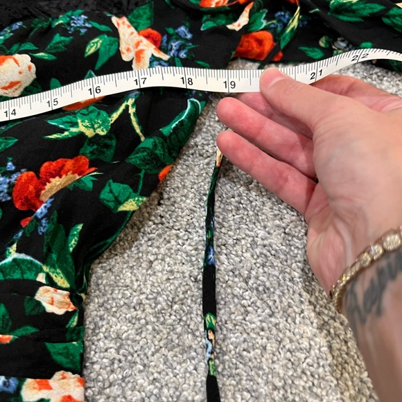 Anthropologie Black Floral Long Sleeve Dress - size 6 - Picture 3 of 6